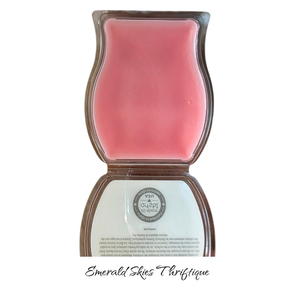 Scentsy turn up the pink wax melt bar. New. Free shipping - Picture 2 of 2